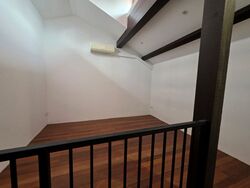 Beach Road (D7), Shop House #555934531